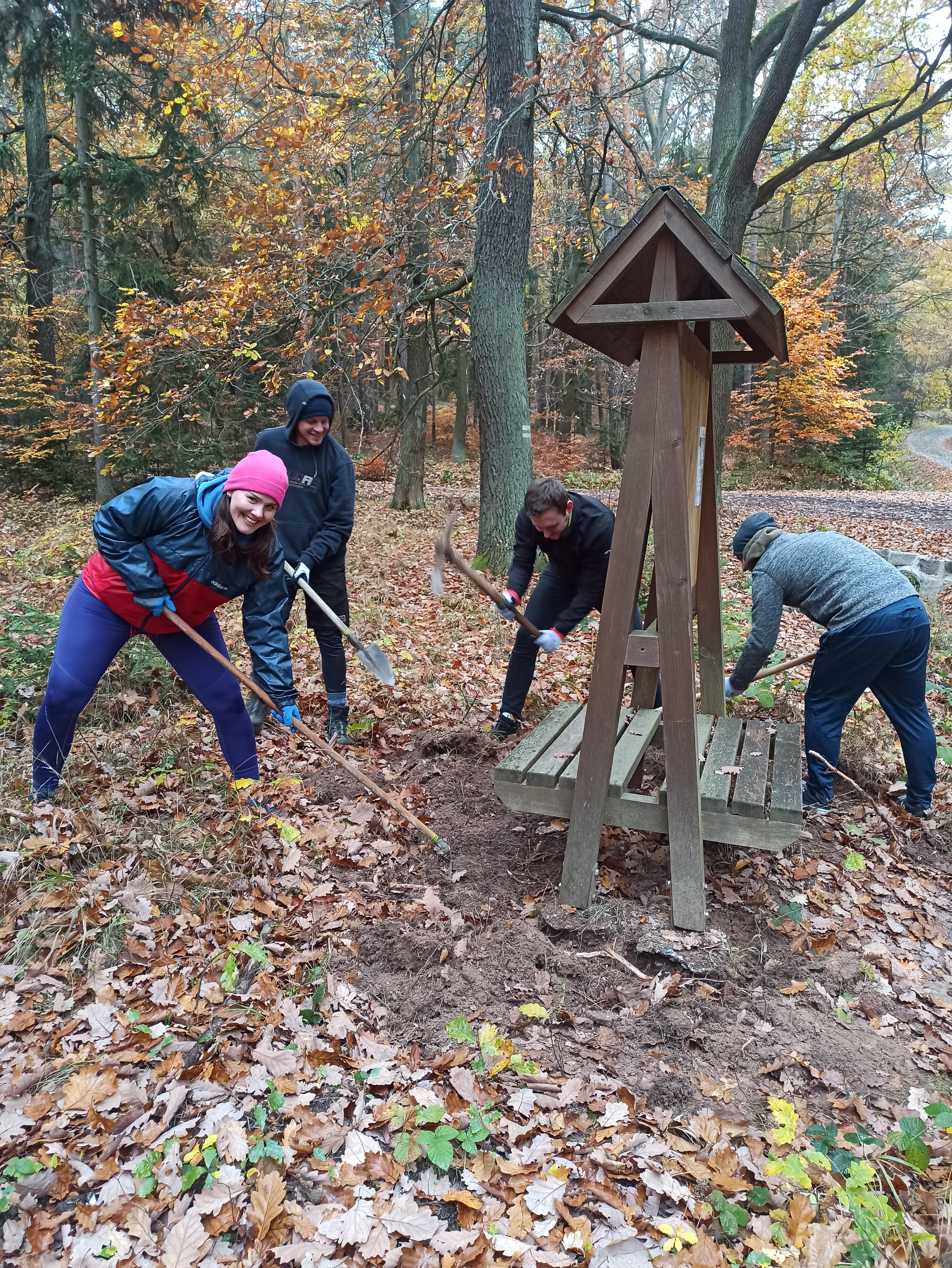 Stezky z lásky píší výjimečné příběhy: Od lávek na Smrku po přátelství vzniklá v dešti