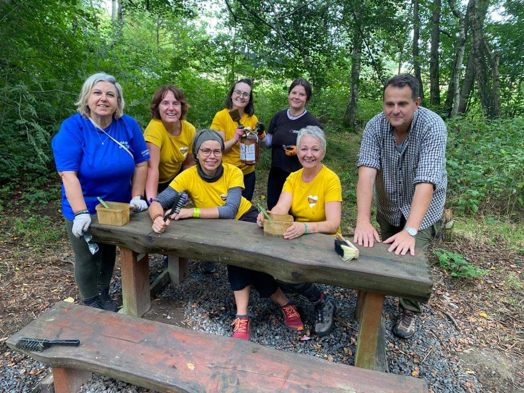 Stezky z lásky píší výjimečné příběhy: Od lávek na Smrku po přátelství vzniklá v dešti