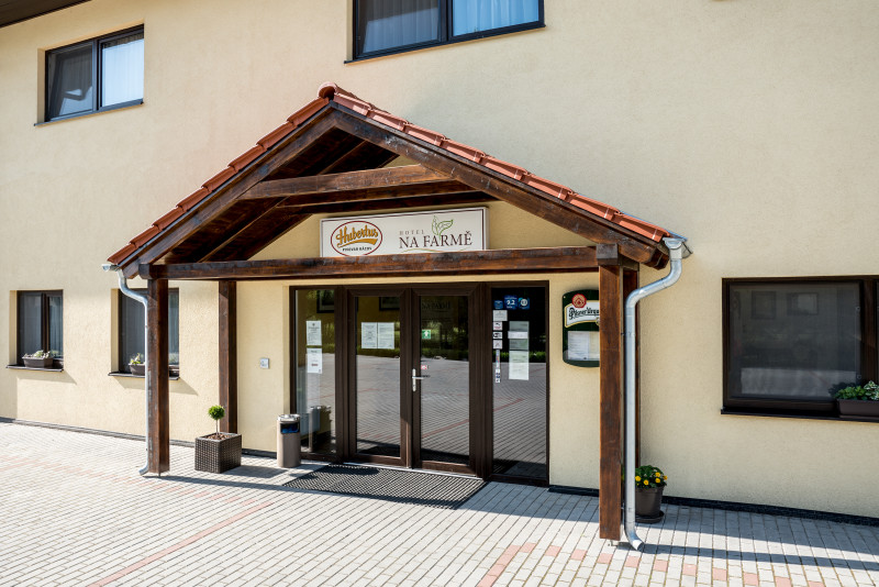 HOTEL NA FARMĚ